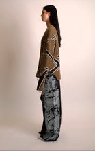 Load image into Gallery viewer, Terra Contra Sweater