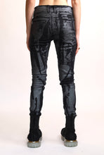 Load image into Gallery viewer, Blackout Dust Skinny Pant
